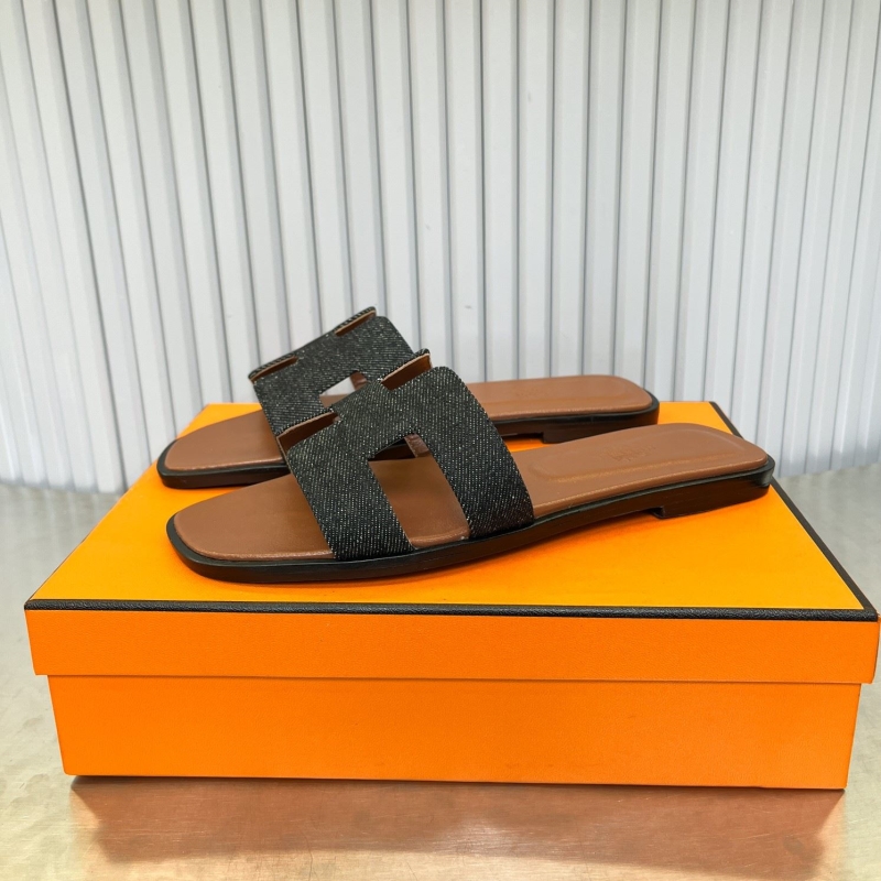 Hermes Slippers